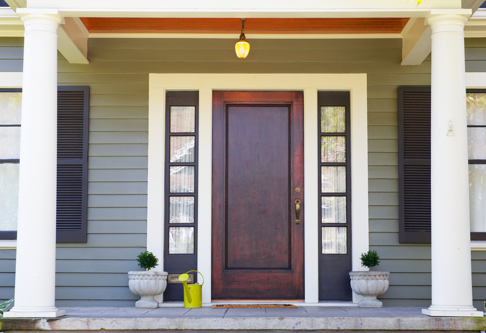 Real estate agent door knocking